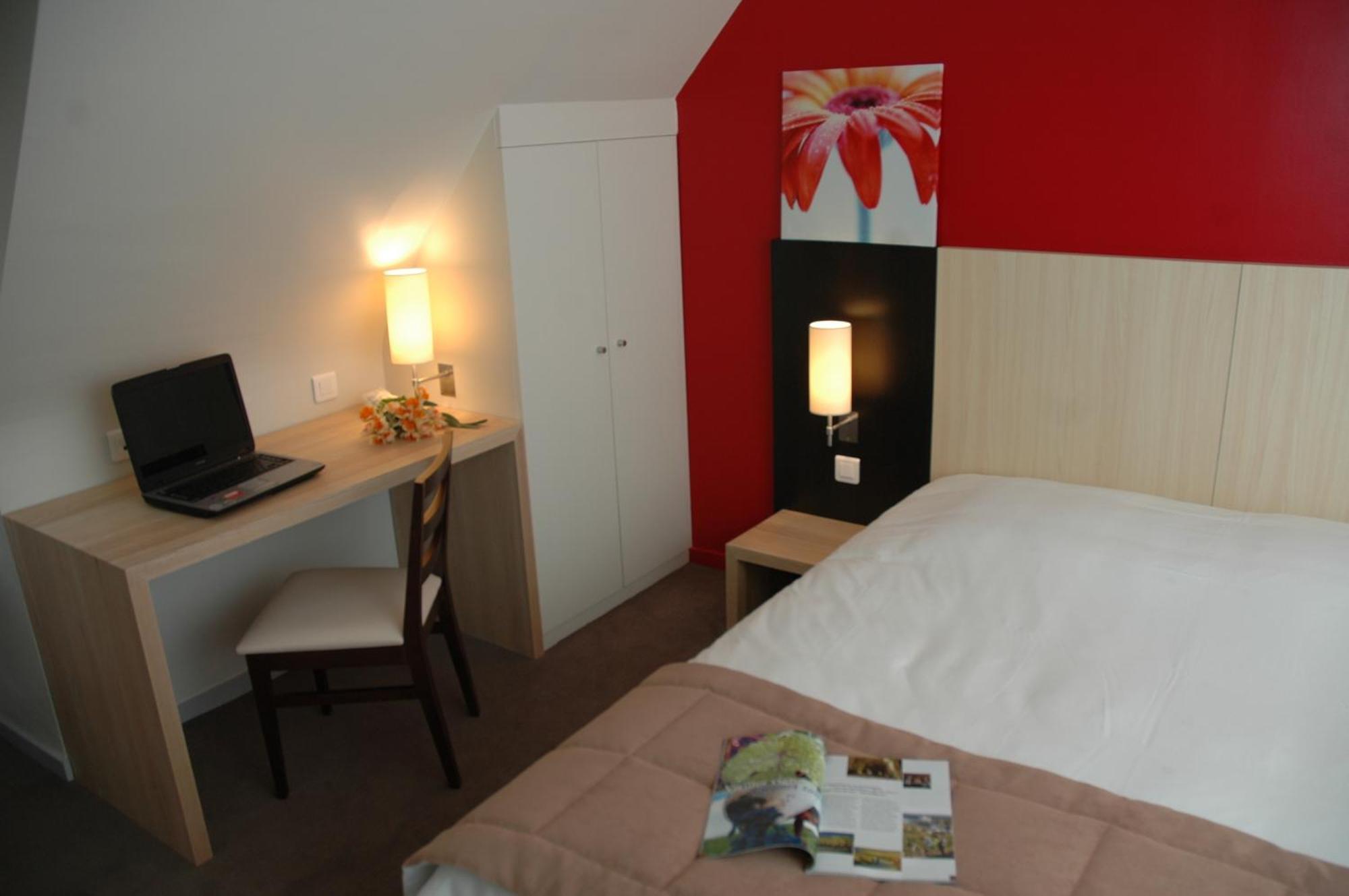 Logis Hotel La Croix Blanche Fontevraud Luaran gambar